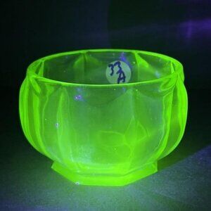 Vintage Uranium Glass Bowl